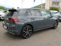Gebraucht VW Golf VIII Edition 150 PS (110 kW) 2024 Grau Limousine