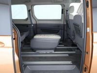 Second-hand VW Multivan Basis 150 CP (110 kW) 2025 Monovolum