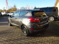 Gebraucht Ford Fiesta Cool & Connect 101 PS (74 kW) 2017 Magnetic Kleinwagen