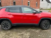 Gebraucht Jeep Compass 170 PS (125 kW) 2019 Rot SUV