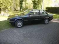 Second-hand BMW 325 1989 Negru