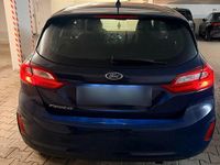 Gebraucht Ford Fiesta 70 PS (51 kW) 2018 Blau Kleinwagen