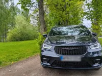 Gebraucht Chrysler Pacifica 291 PS (214 kW) 2021 Grau Van