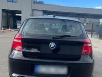 Second-hand BMW 118 143 CP (105 kW) 2009 Negru Hatchback