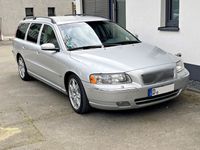 gebraucht Volvo V70 T5 Summum, toller Zustand