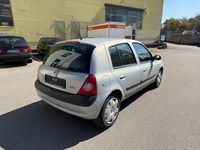 Gebraucht Renault Clio II Privilege 107 PS (78 kW) 2004 Silber Limousine