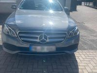 Gebraucht Mercedes E220 194 PS (142 kW) 2016 Grau Limousine