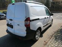 Gebraucht Ford Transit 101 PS (74 kW) 2023 Weiß Van / Kleinbus