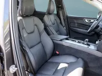 Gebraucht Volvo XC60 Plus 250 PS (183 kW) 2025 Grau SUV