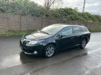 Gebraucht Toyota Avensis Edition 124 PS (91 kW) 2015 Schwarz Kombi
