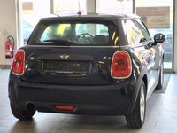 Second-hand Mini ONE 102 CP (75 kW) 2017 Albastru Hatchback