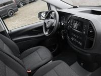 Gebraucht Mercedes Vito 163 PS (119 kW) 2022 Arktikweiss Van