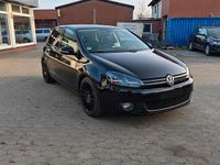 Gebraucht VW Golf VI 105 PS (77 kW) 2012 Schwarz Kleinwagen