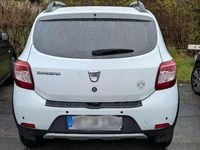 Gebraucht Dacia Sandero Stepway 90 PS (66 kW) 2016 Weiß Kleinwagen
