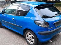 Gebraucht Peugeot 206 75 PS (55 kW) 2000 Blau Kleinwagen