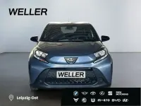 Neu Toyota Aygo 72 PS (52 kW) 2025 Sodalithblau 97 Kleinwagen