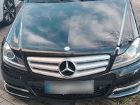 Gebraucht Mercedes C300 231 PS (169 kW) 2011 Schwarz Kombi