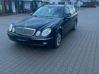 Używany Mercedes E280 177 KM (130 kW) 2005 Czarny Kombi