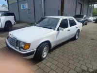 Gebraucht Mercedes E400 1993 Weiß Limousine