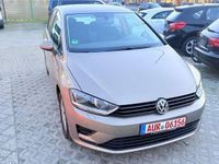 Gebraucht VW Golf Sportsvan Trendline 110 PS (80 kW) 2015 Pyramid gold metallic Van / Kleinbus
