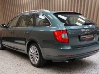 Gebraucht Skoda Superb 160 PS (117 kW) 2013 Grün Kombi