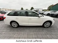 Gebraucht Skoda Octavia Essence 116 PS (85 kW) 2025 Weiß Kombi