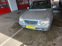 Gebraucht Mercedes C180 Elegance 129 PS (94 kW) 2001 Silber Limousine