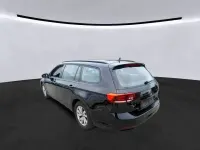 Gebraucht VW Passat Basis 150 PS (110 kW) 2022 Schwarz Kombi