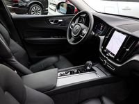 Gebraucht Volvo XC60 Plus 250 PS (183 kW) 2025 Schwarz SUV