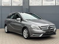 Gebraucht Mercedes B180 122 PS (89 kW) 2012 Grau Van / Kleinbus