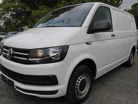 Gebraucht VW Transporter 84 PS (61 kW) 2015 Candyweiß Van