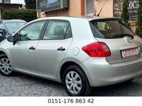 Gebraucht Toyota Auris 101 PS (74 kW) 2009 Silber Kleinwagen