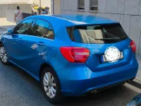 Gebraucht Mercedes A180 Urban 109 PS (80 kW) 2012 Blau Kleinwagen