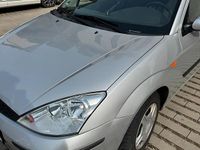 Gebraucht Ford Focus 100 PS (73 kW) 2003 Silber Kleinwagen