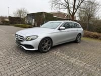 Gebraucht Mercedes E220 194 PS (142 kW) 2018 Silber Kombi
