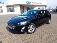 Gebraucht Ford Focus Cool & Connect 125 PS (91 kW) 2020 Obsidianschwarzmetallic Limousine