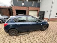 Gebraucht Opel Astra 95 PS (69 kW) 2012 Blau Kombi