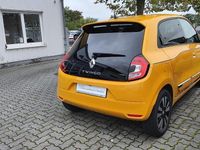 Gebraucht Renault Twingo 60 kW (82 PS) 2023 Mangogelb Kleinwagen