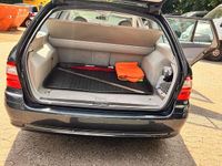 Gebraucht Mercedes E270 Avantgarde 177 PS (130 kW) 2004 Schwarz Kombi
