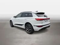 Gebraucht Audi Q6 e-tron Comfort 284 kW (387 PS) 2025 Gletscherweiß metallic SUV