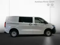 Gebraucht VW T7 110 PS (80 kW) 2025 Weiß Van