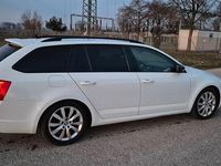 Gebraucht Skoda Octavia RS 184 PS (135 kW) 2016 Weiß Kleinwagen