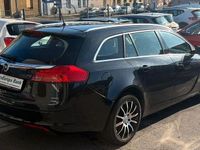 Gebraucht Opel Insignia Edition 140 PS (102 kW) 2010 Schwarz Kombi