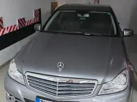Gebraucht Mercedes C180 Elegance 156 PS (114 kW) 2012 Grau Limousine