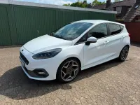 Gebraucht Ford Fiesta ST 200 PS (147 kW) 2018 Weiß Kleinwagen