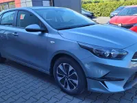 Käytetty Kia Ceed Silver 140 HP (102 kW) 2025 Hopea Viistoperä