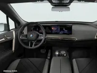 Gebraucht BMW iX 300 kW (408 PS) 2025 Weiß SUV