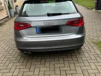 Gebraucht Audi A3 Comfort 140 PS (102 kW) 2014 Grau Limousine