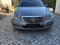 Gebraucht Mercedes E500 387 PS (284 kW) 2011 Grau Limousine