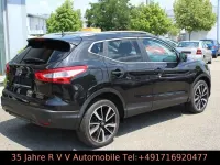 Gebraucht Nissan Qashqai Acenta 163 PS (119 kW) 2017 Schwarz SUV